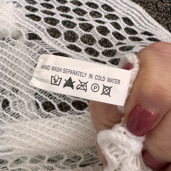 White Fringe Open Knit Lace Shawl Vest No Size See pics for measurements Boho - Picture 10 of 11